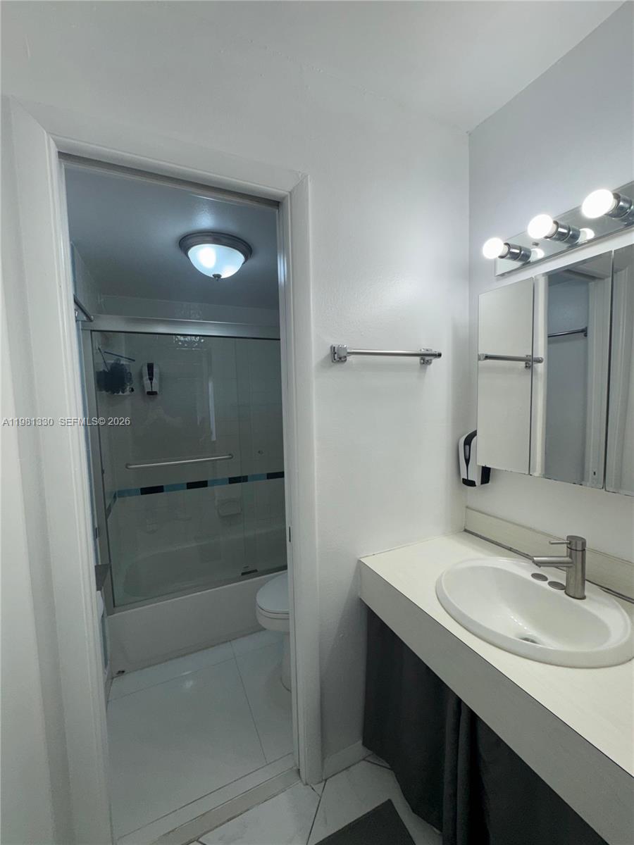 3642 NE 171st St #203 North Miami Beach, FL 33160