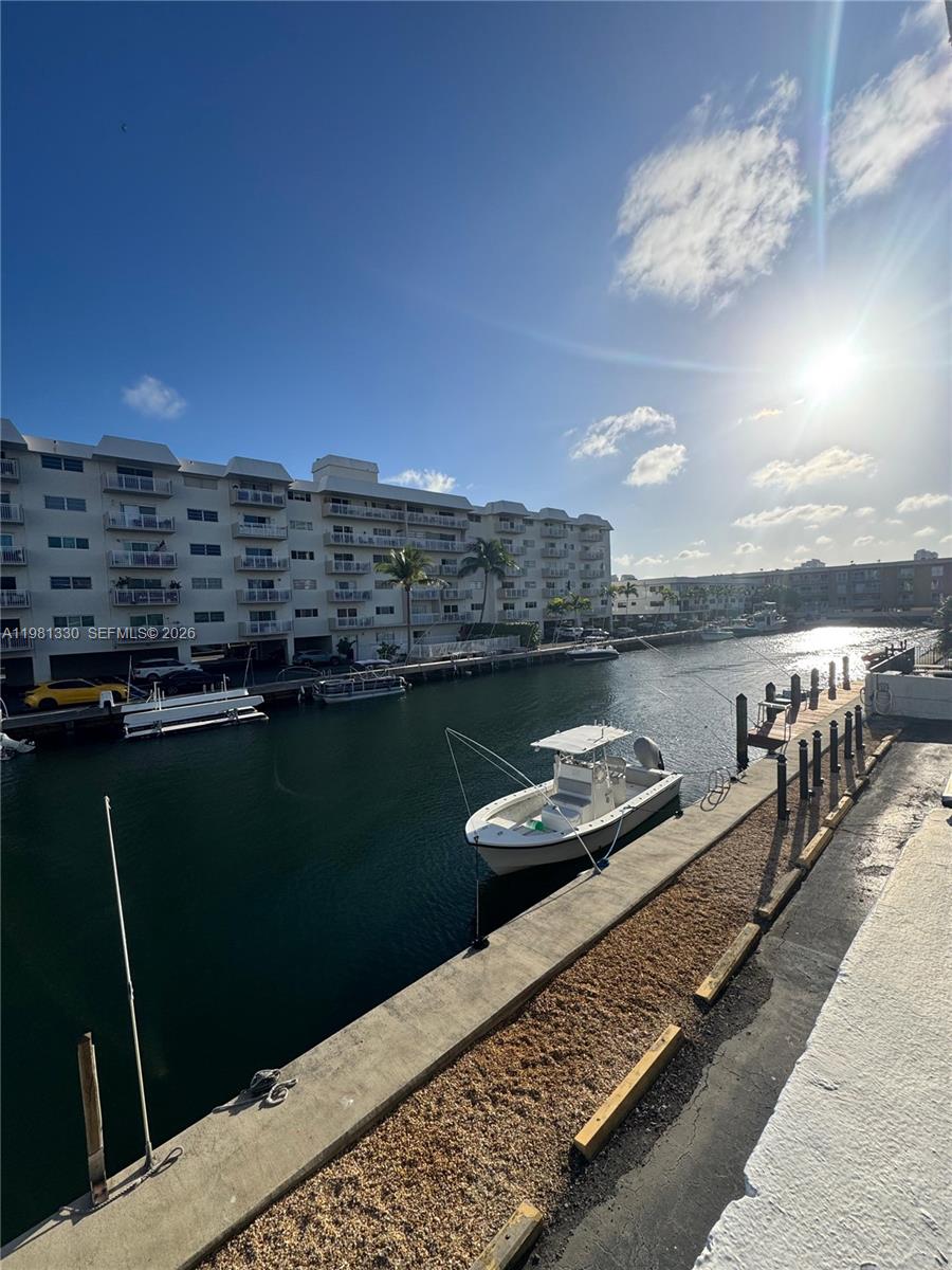 3642 NE 171st St #203 North Miami Beach, FL 33160