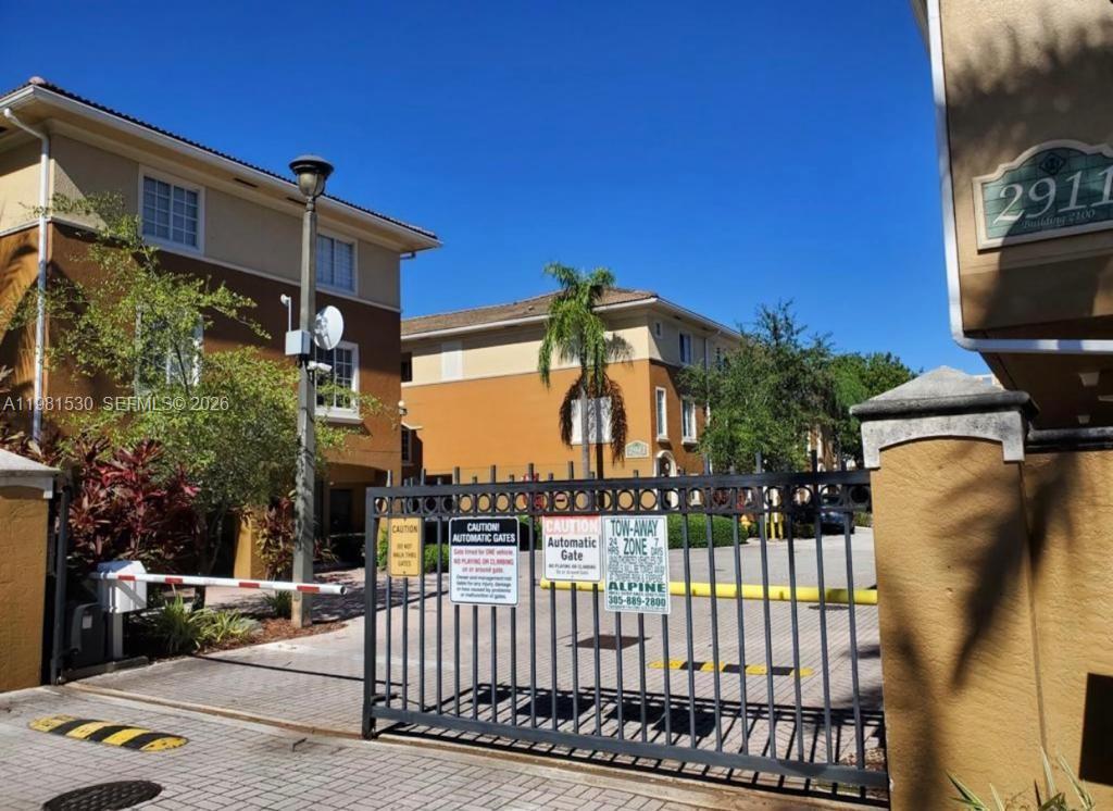 2991 NE 185th St #1702 Aventura, FL 33180