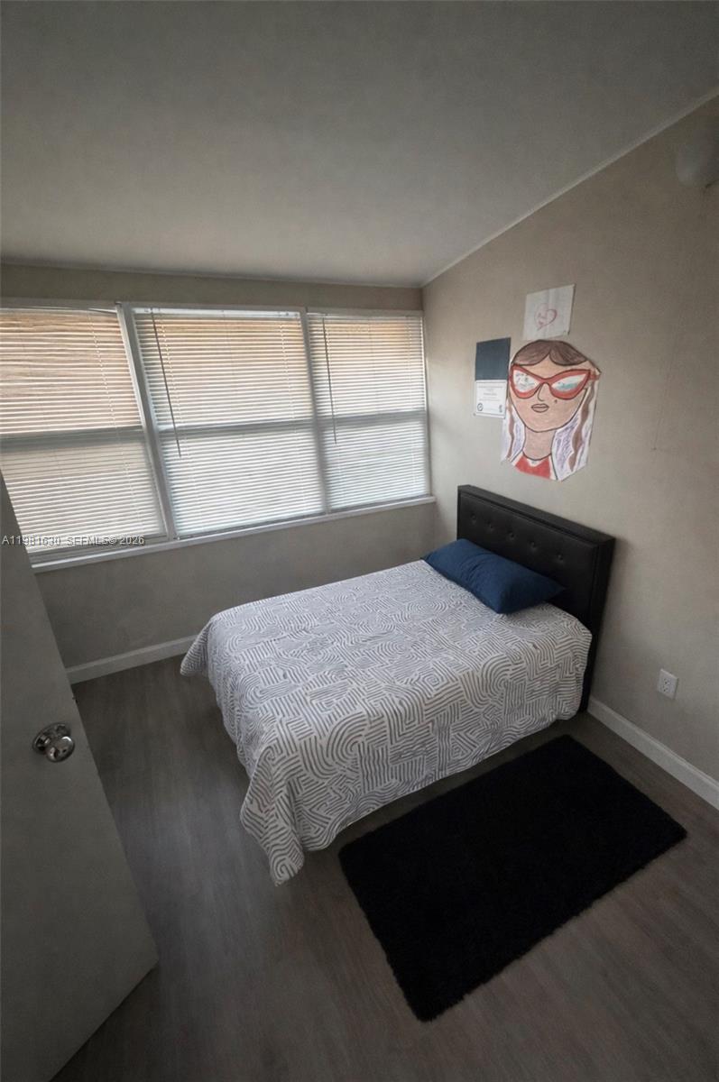 354 NE 173rd St North Miami Beach, FL 33162