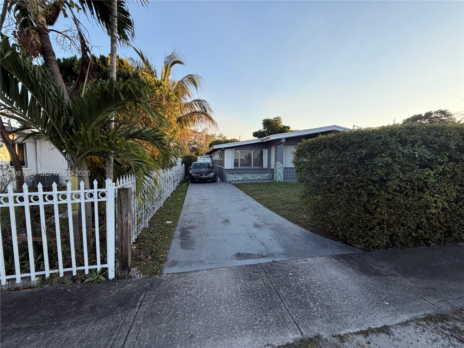 354 NE 173rd St North Miami Beach, FL 33162