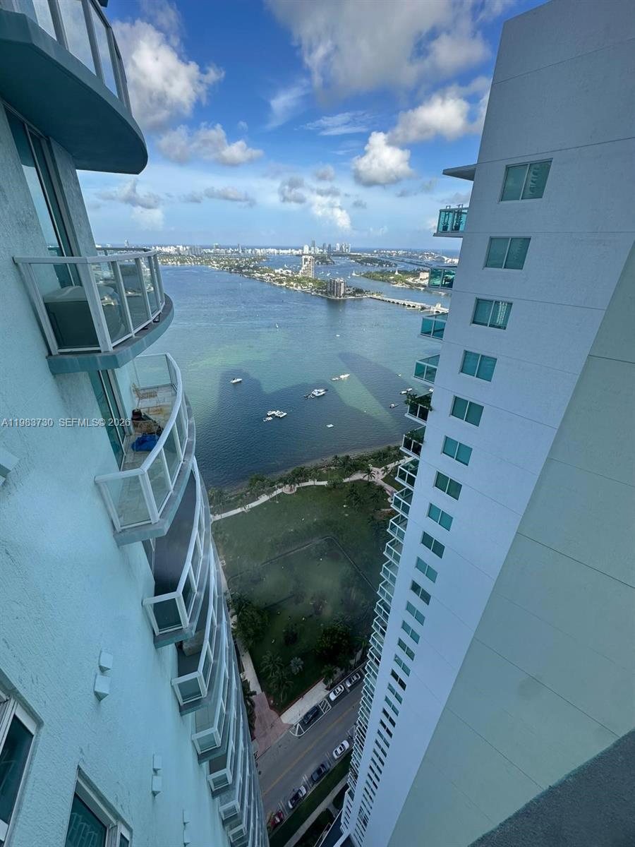 image Quantum on the Bay2