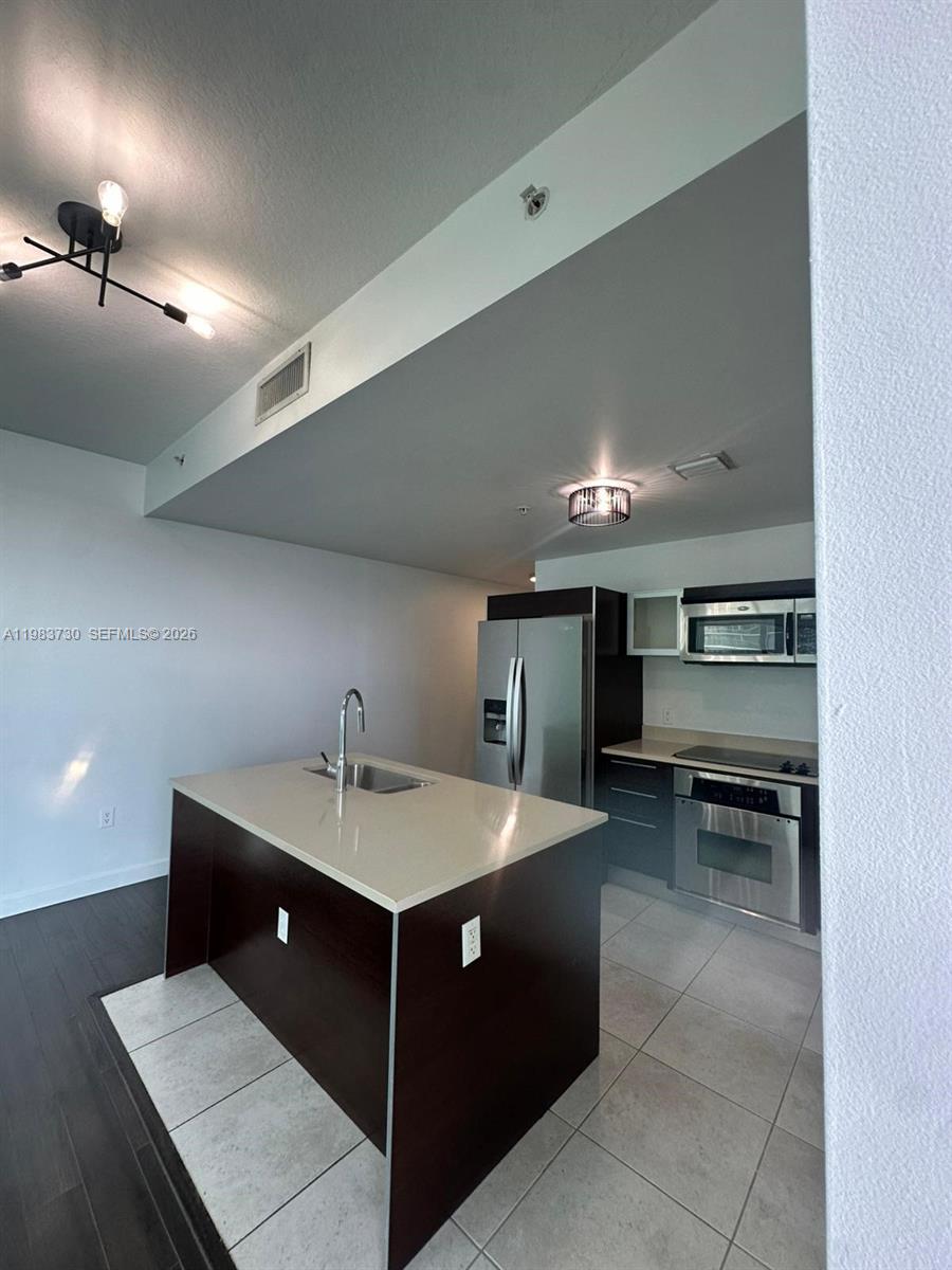 image Quantum on the Bay6