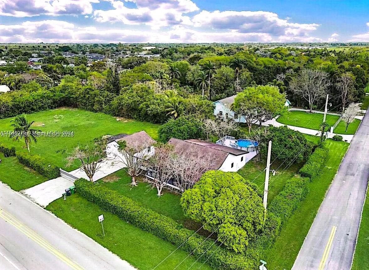 32595 SW 202nd Ave Homestead, FL 33030