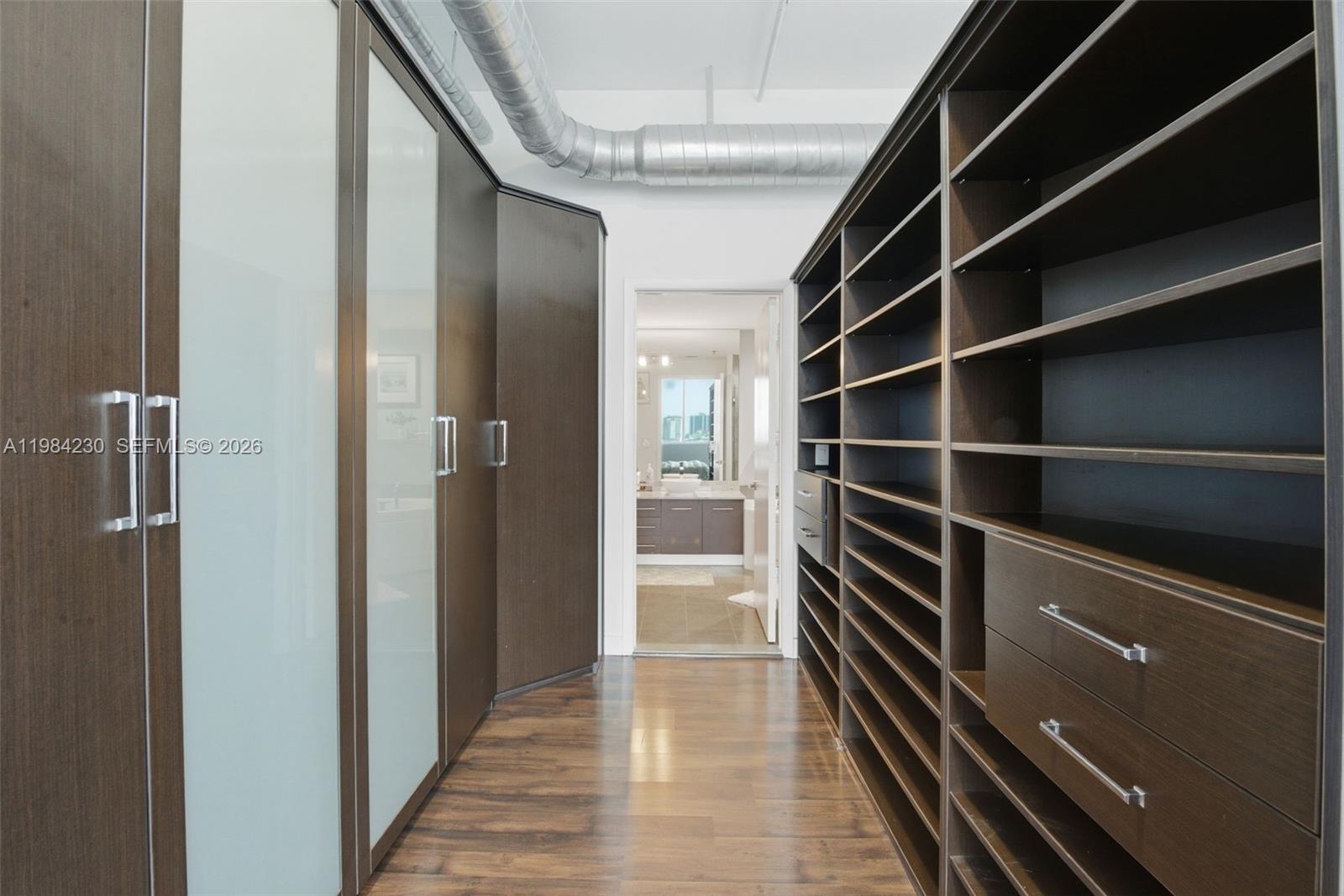 image Uptown Marina Lofts10