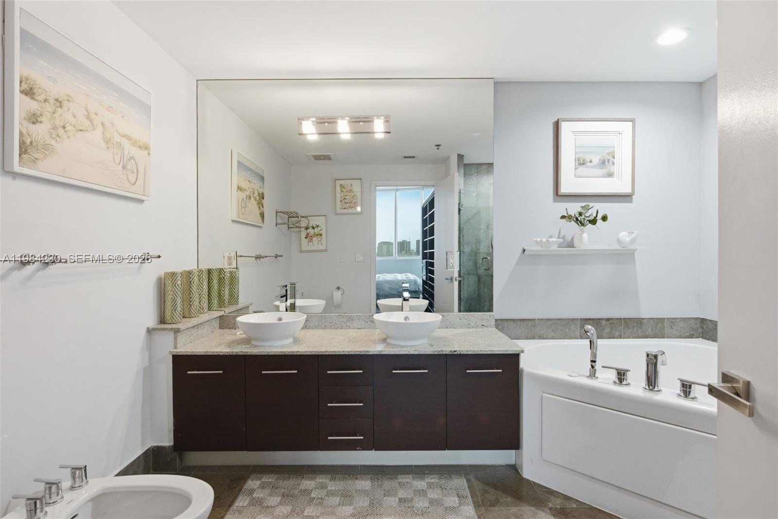 image Uptown Marina Lofts12