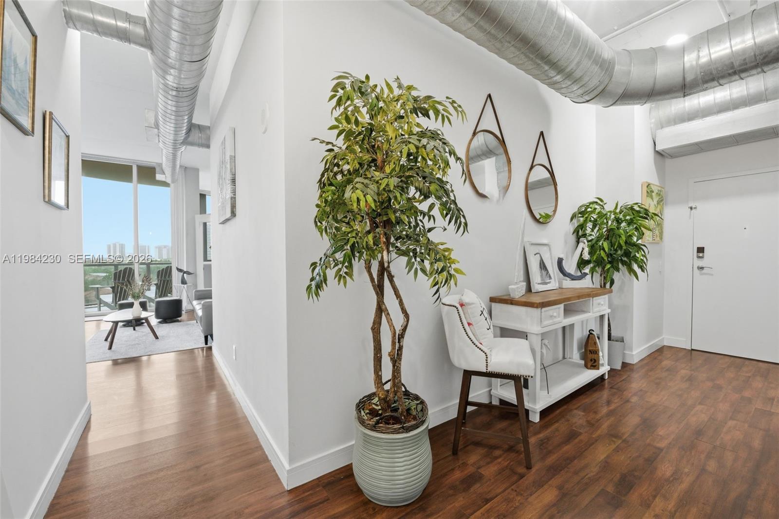 image Uptown Marina Lofts2