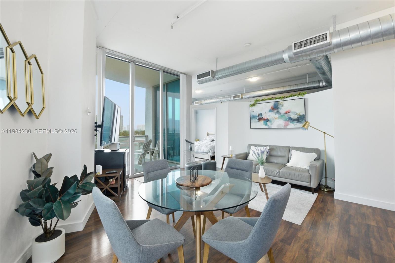 image Uptown Marina Lofts4