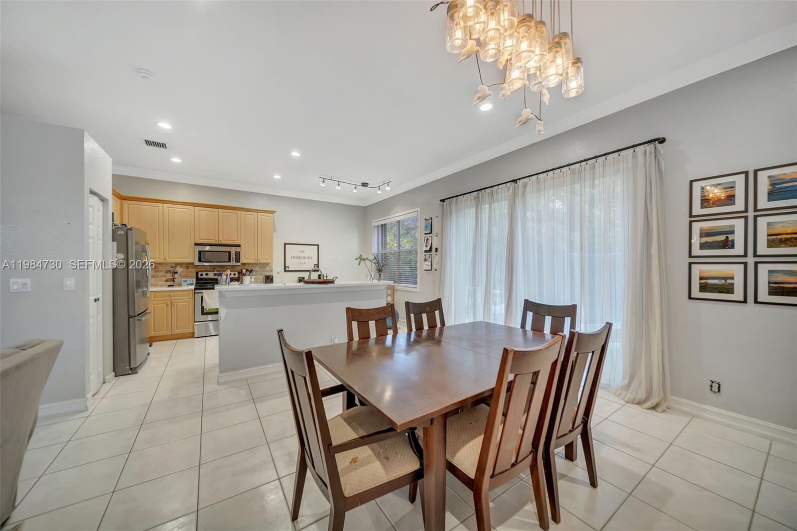 1531 SW 194th Ter Pembroke Pines, FL 33029