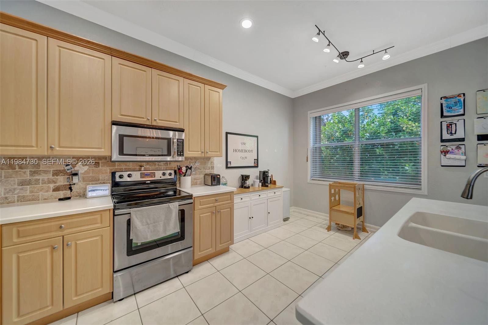 1531 SW 194th Ter Pembroke Pines, FL 33029