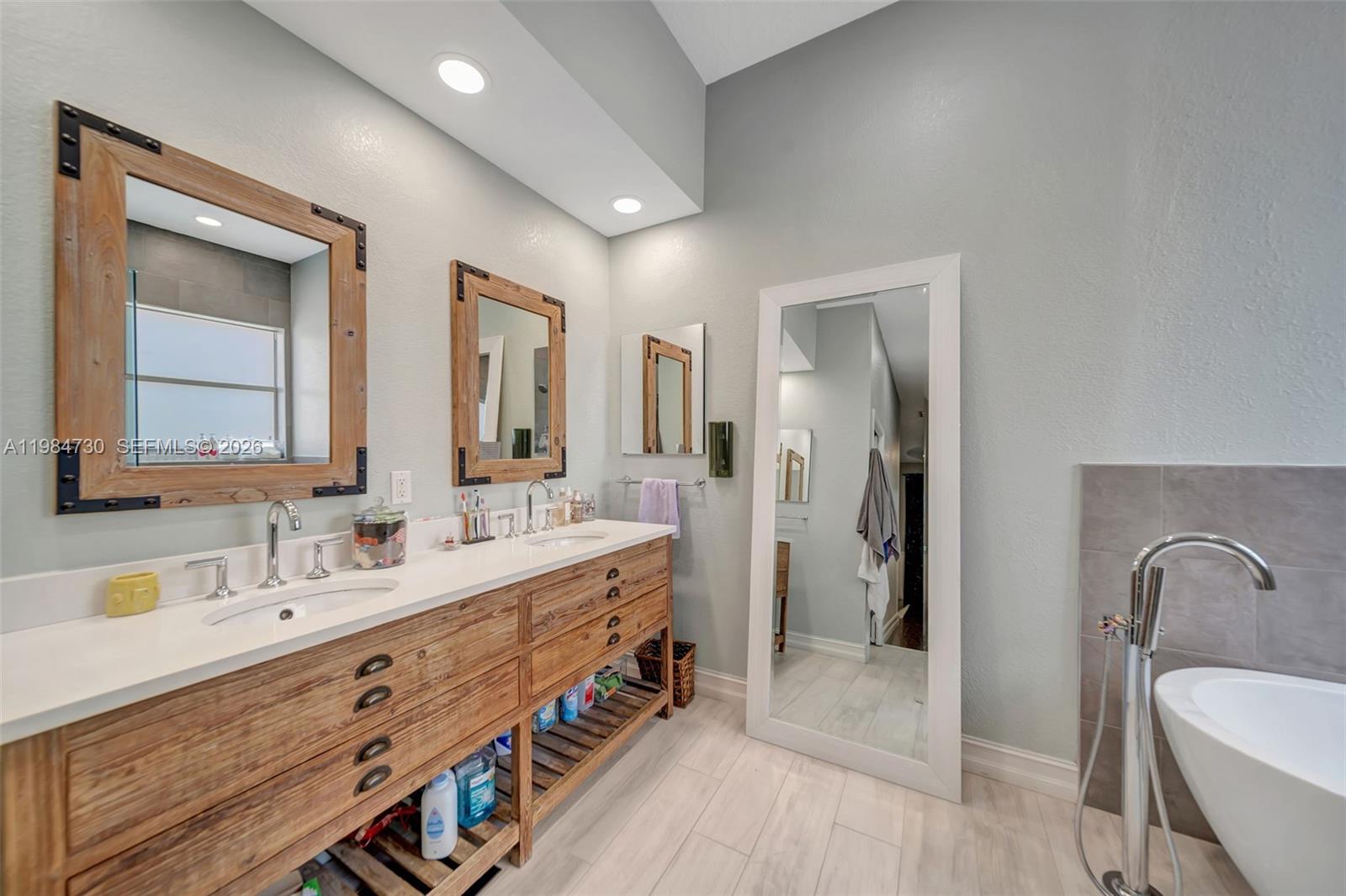 1531 SW 194th Ter Pembroke Pines, FL 33029