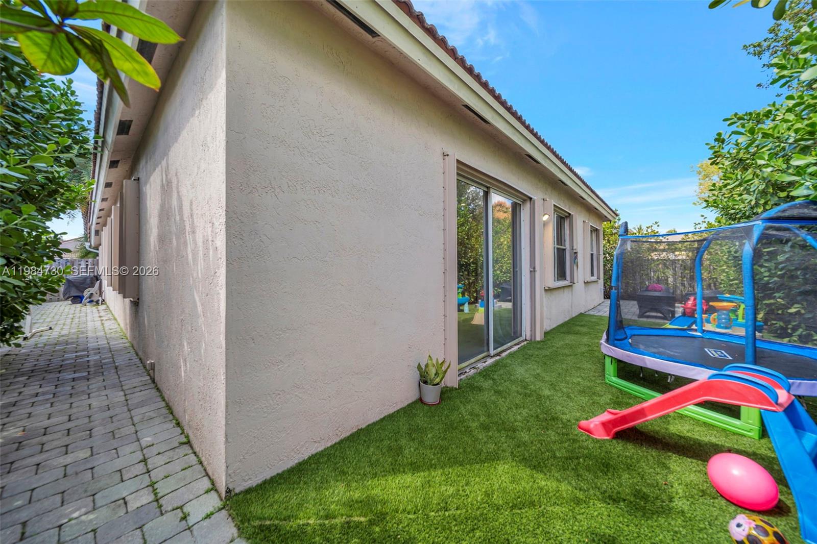 1531 SW 194th Ter Pembroke Pines, FL 33029