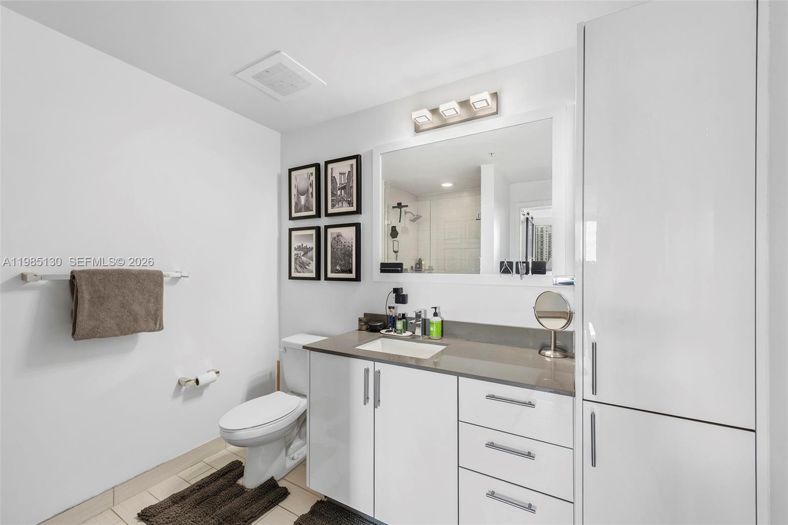 image Nine at Mary Brickell Village18