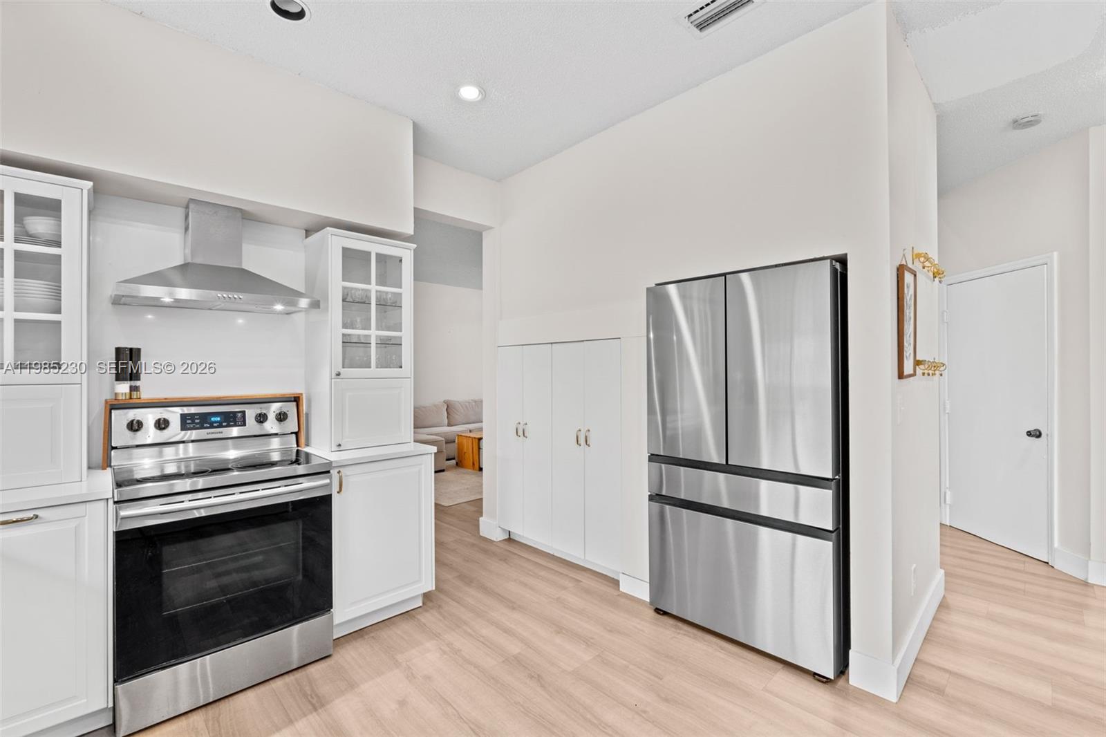 2832 Cayenne Ave Cooper City, FL 33026