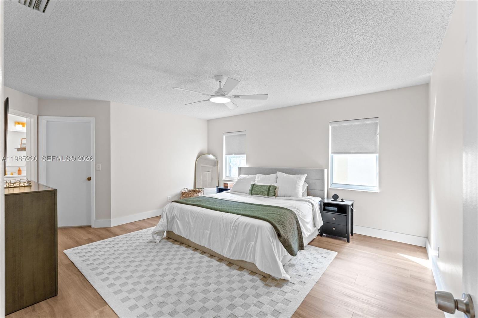 2832 Cayenne Ave Cooper City, FL 33026