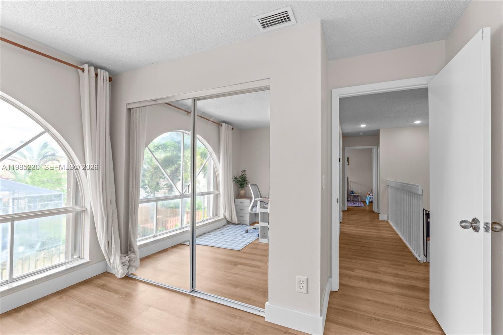 2832 Cayenne Ave Cooper City, FL 33026