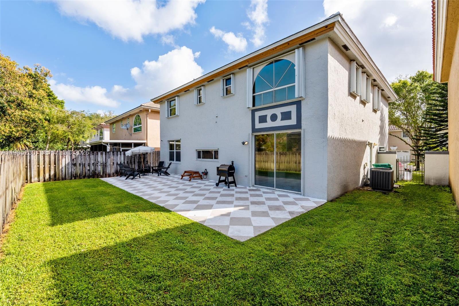 2832 Cayenne Ave Cooper City, FL 33026