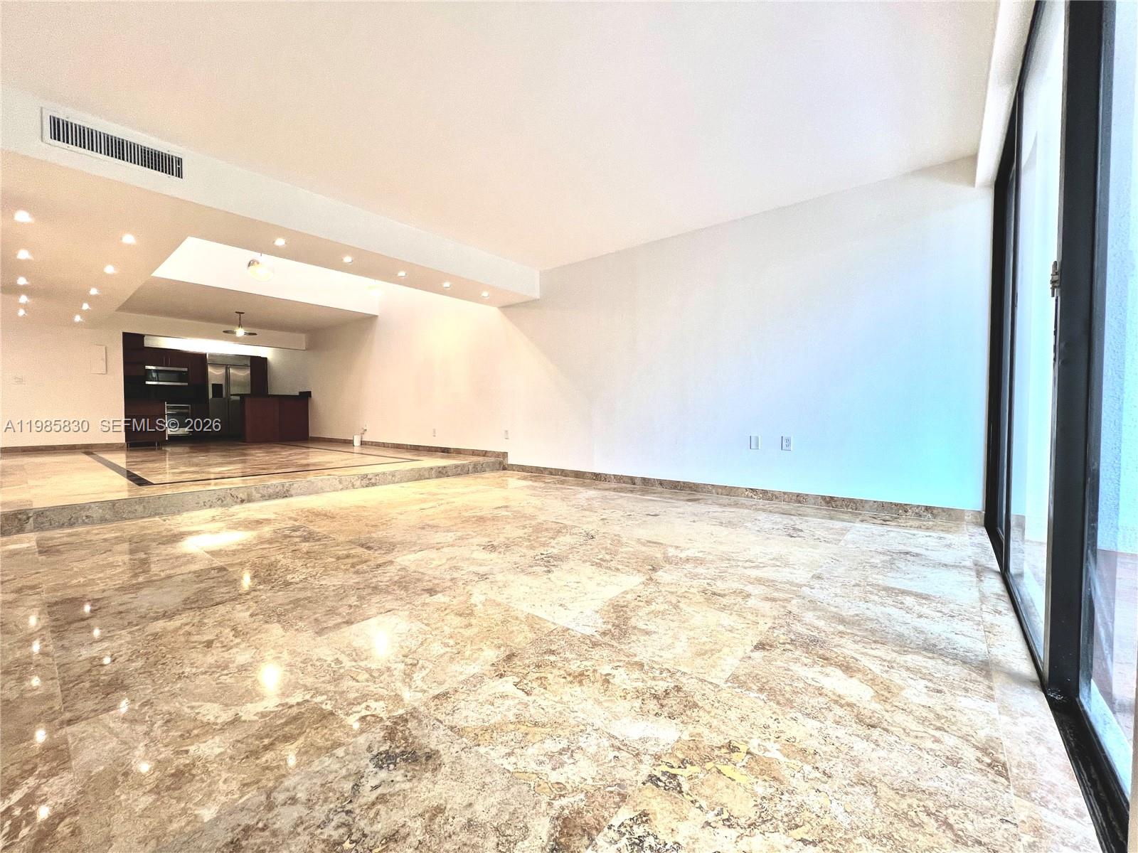 245 Poinciana Is Dr #505 Sunny Isles Beach, FL 33160