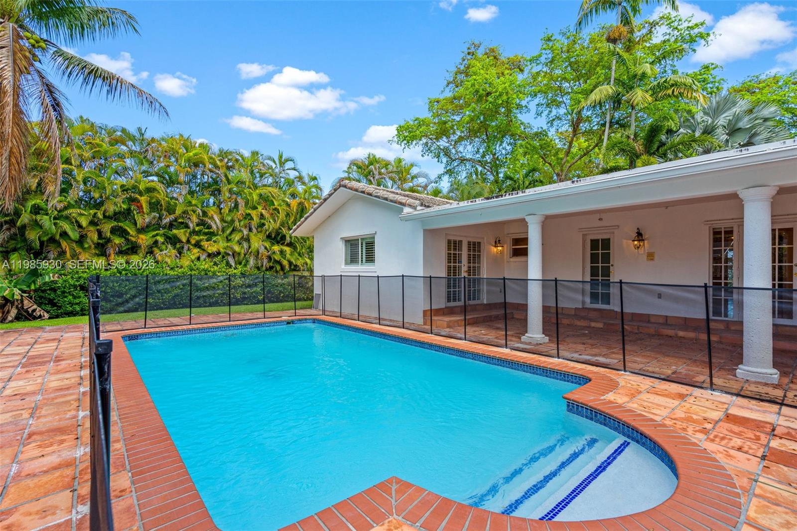 13276 SW 58th Ct Pinecrest, FL 33156