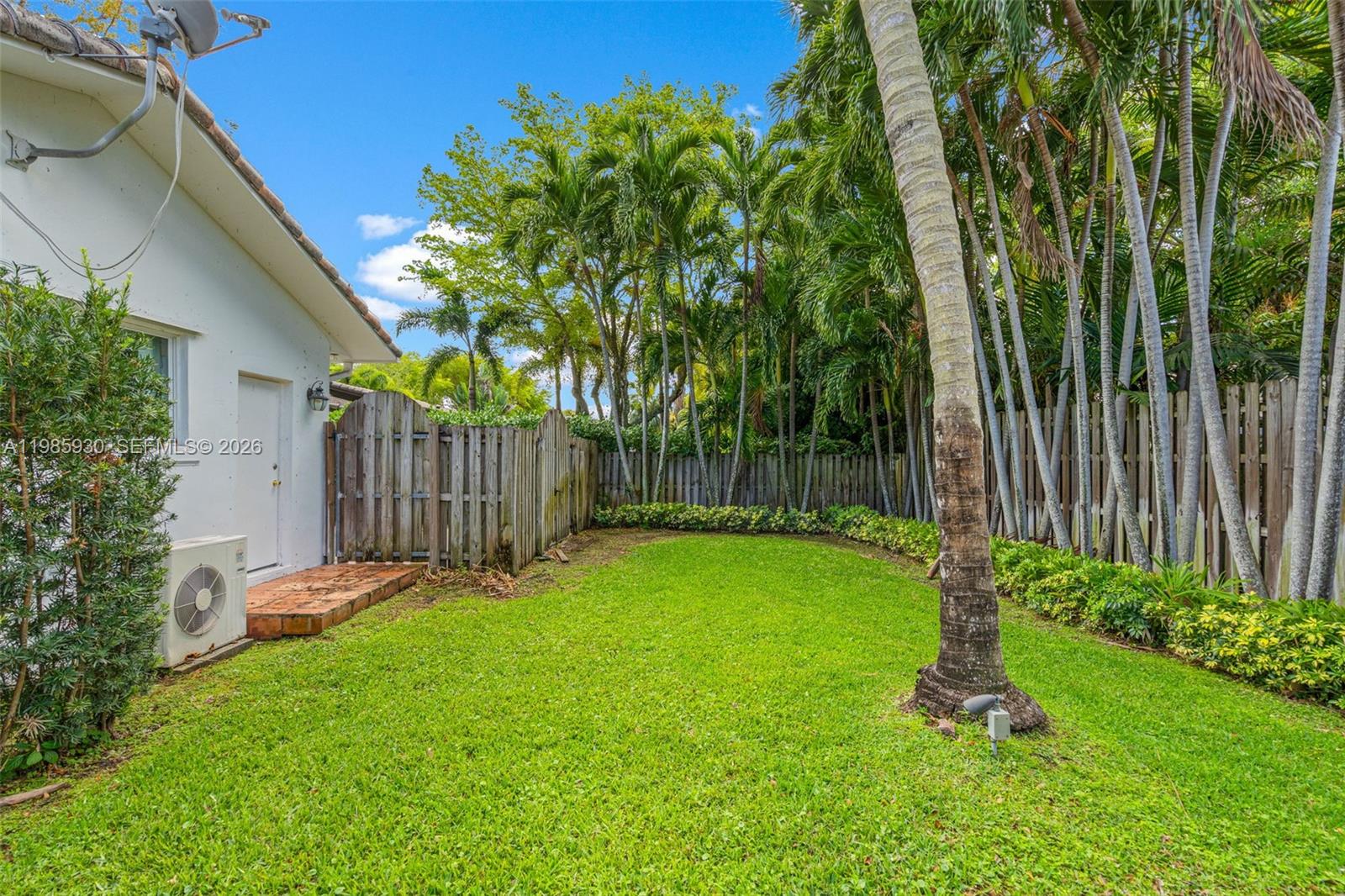 13276 SW 58th Ct Pinecrest, FL 33156