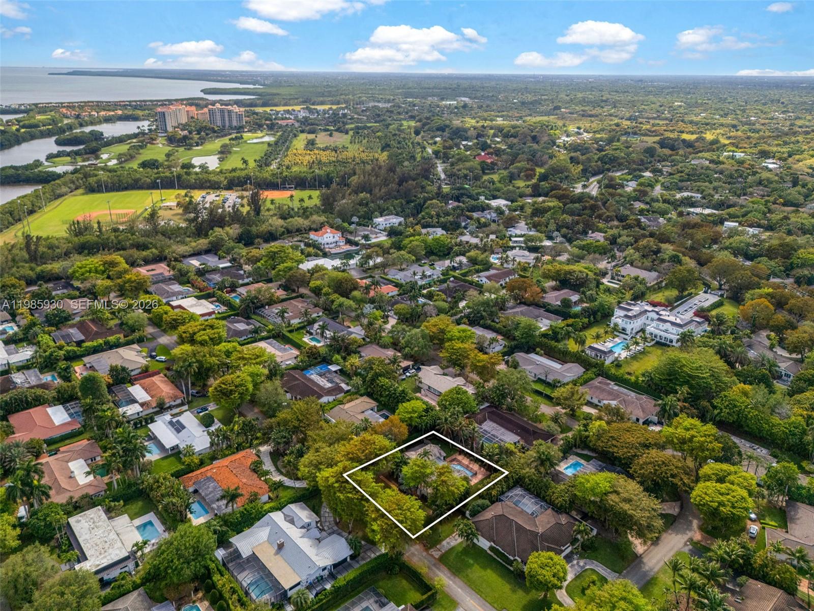 13276 SW 58th Ct Pinecrest, FL 33156