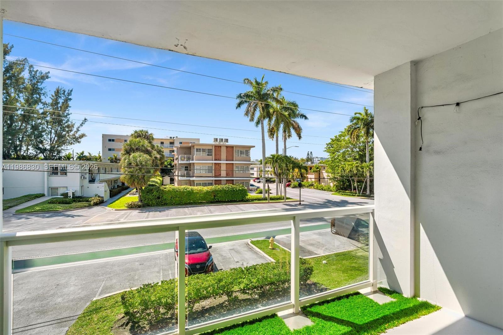 9381 E Bay Hbr Dr #202s Bay Harbor Islands, FL 33154