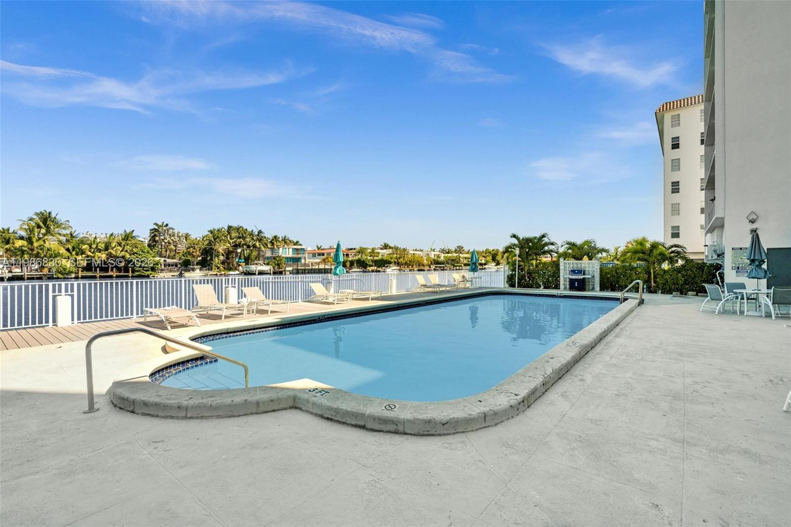 9381 E Bay Hbr Dr #202s Bay Harbor Islands, FL 33154