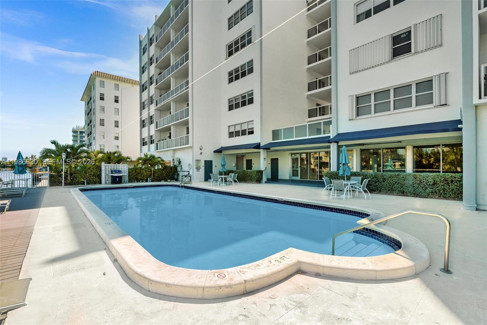 9381 E Bay Hbr Dr #202s Bay Harbor Islands, FL 33154