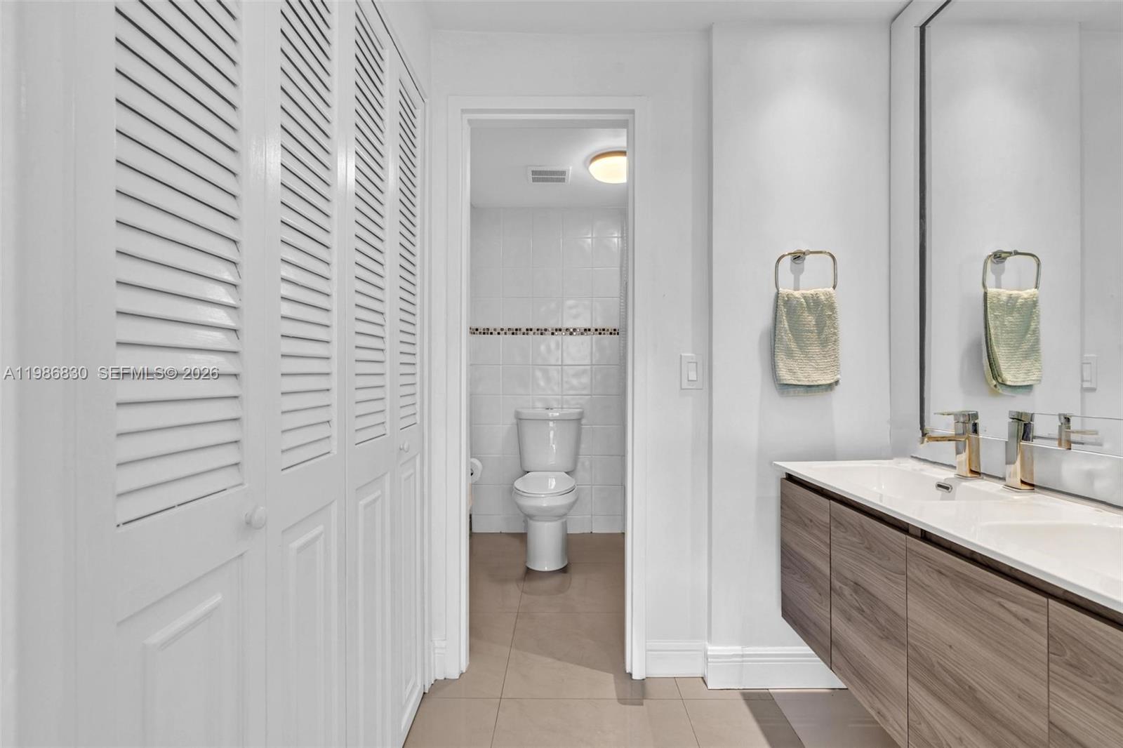 9381 E Bay Hbr Dr #202s Bay Harbor Islands, FL 33154