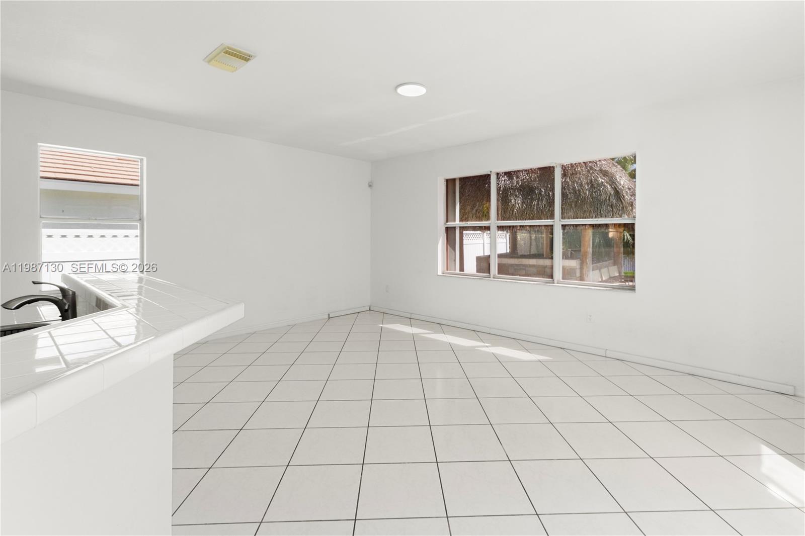 2327 NW 187th Ave Pembroke Pines, FL 33029