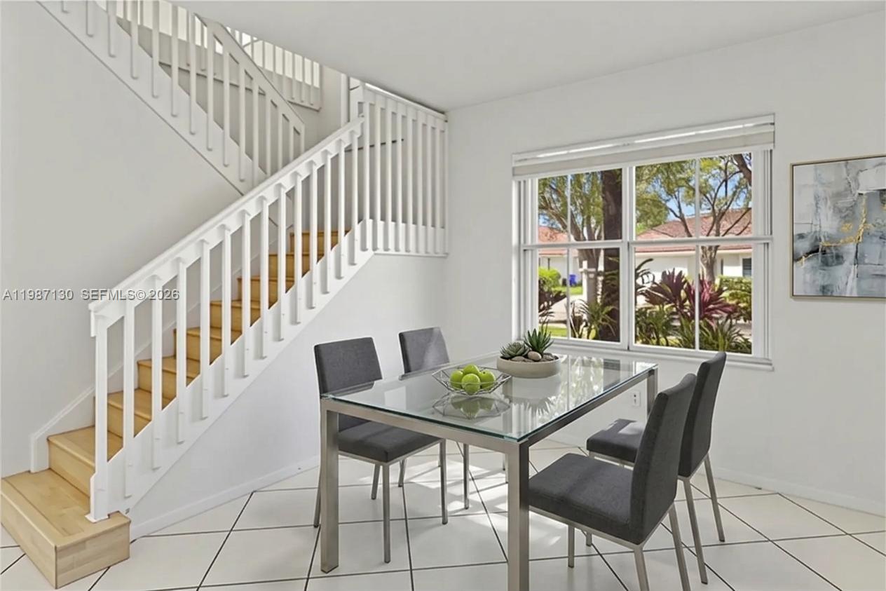 2327 NW 187th Ave Pembroke Pines, FL 33029