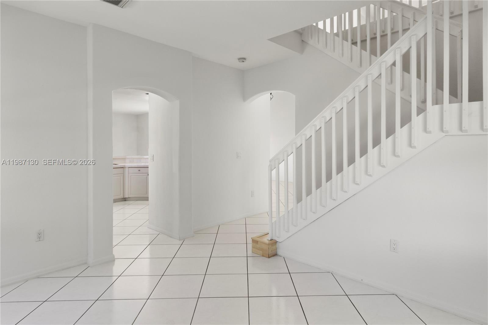 2327 NW 187th Ave Pembroke Pines, FL 33029