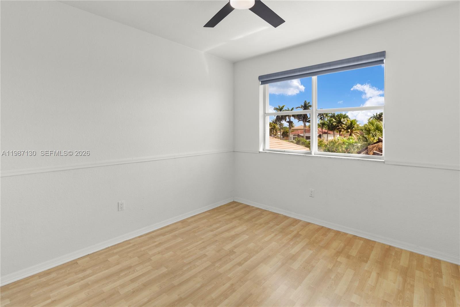 2327 NW 187th Ave Pembroke Pines, FL 33029