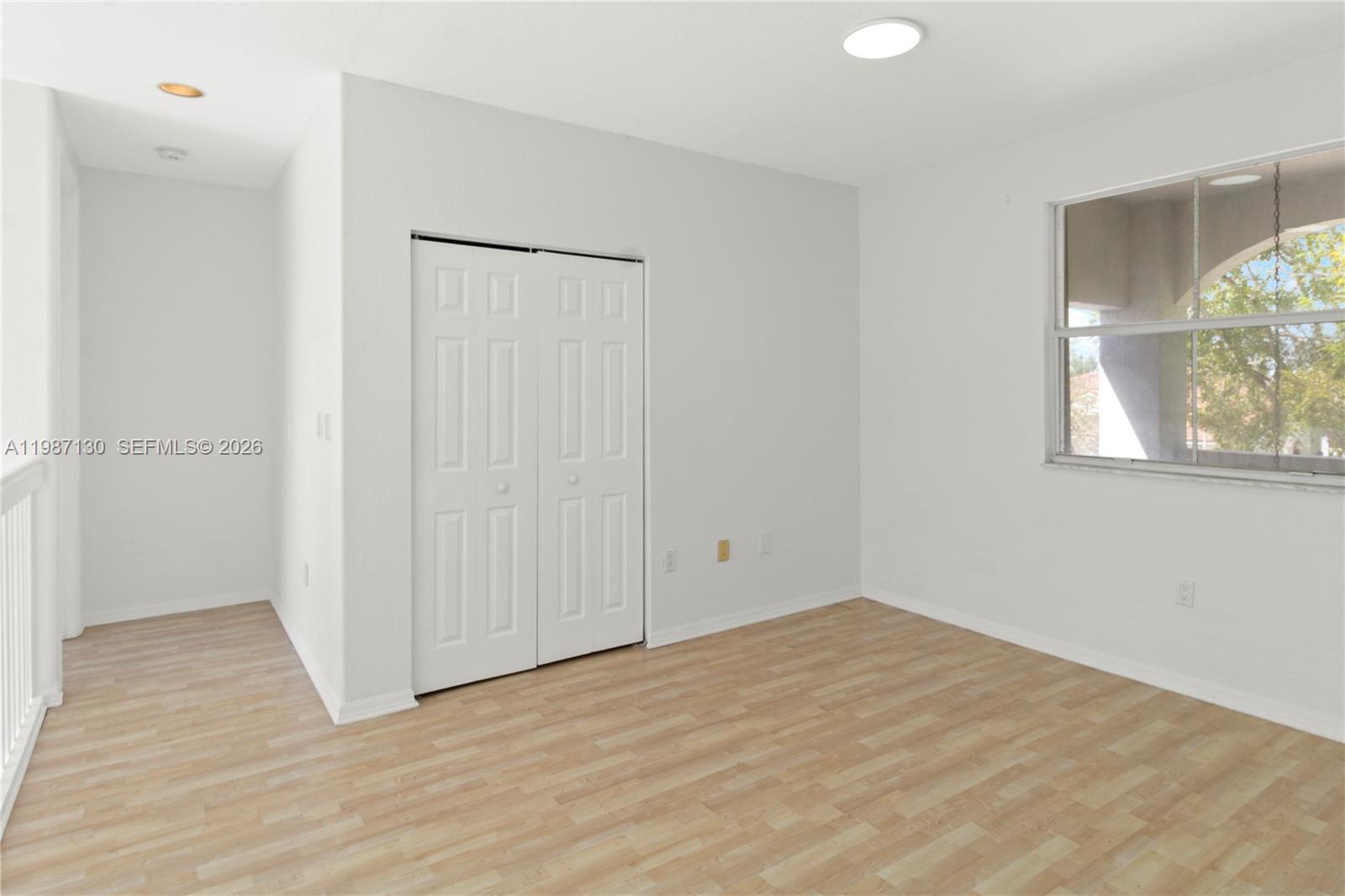 2327 NW 187th Ave Pembroke Pines, FL 33029