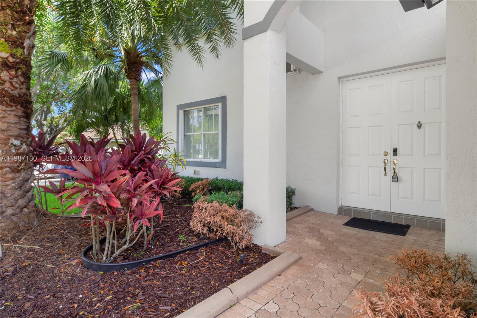 2327 NW 187th Ave Pembroke Pines, FL 33029