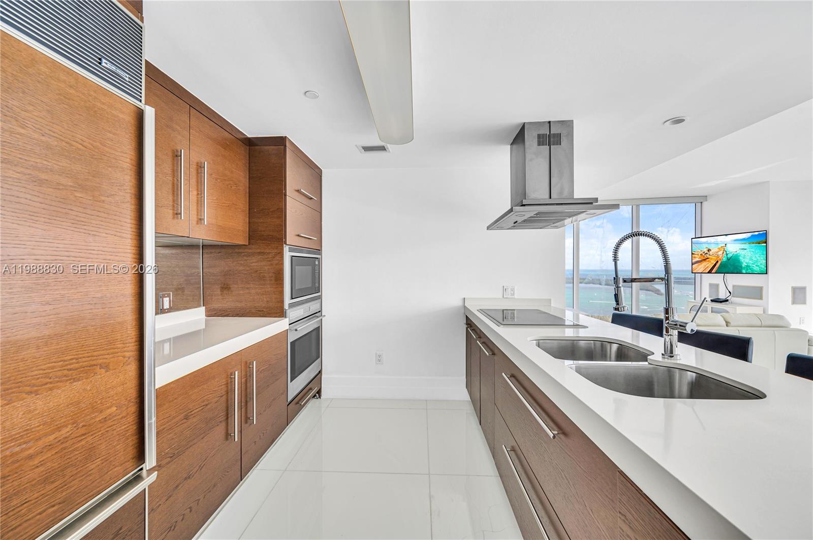 image Icon Brickell II18