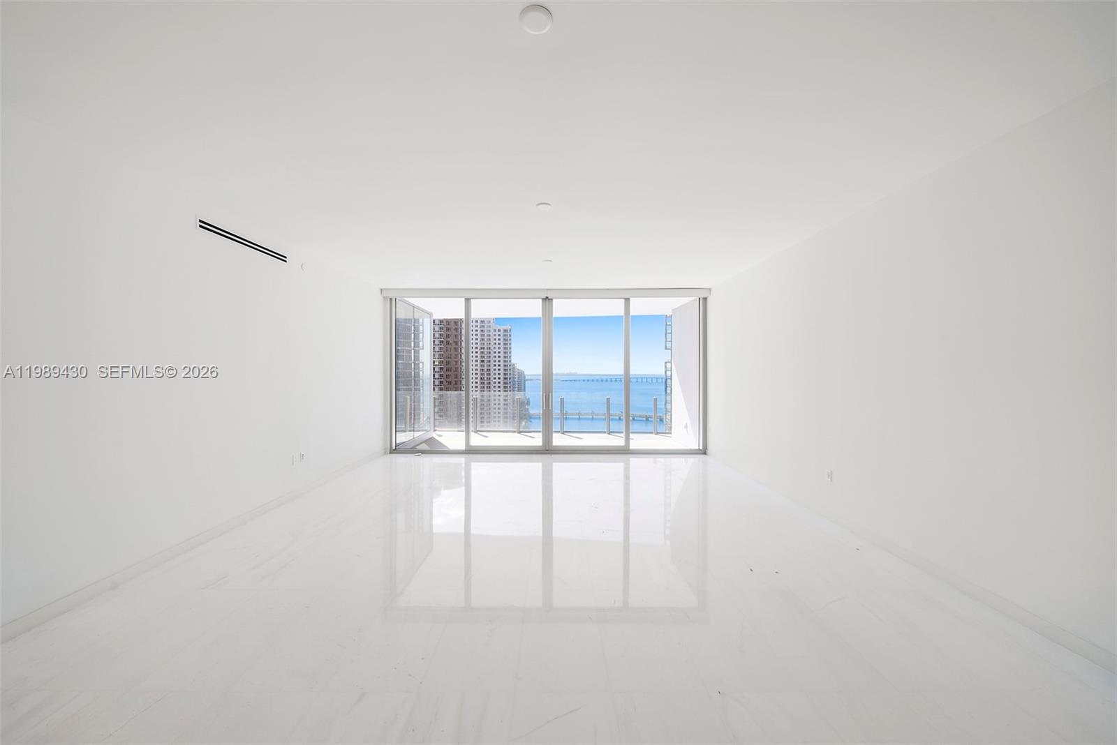 300 Biscayne Blvd Way #1904C Miami, FL 33131