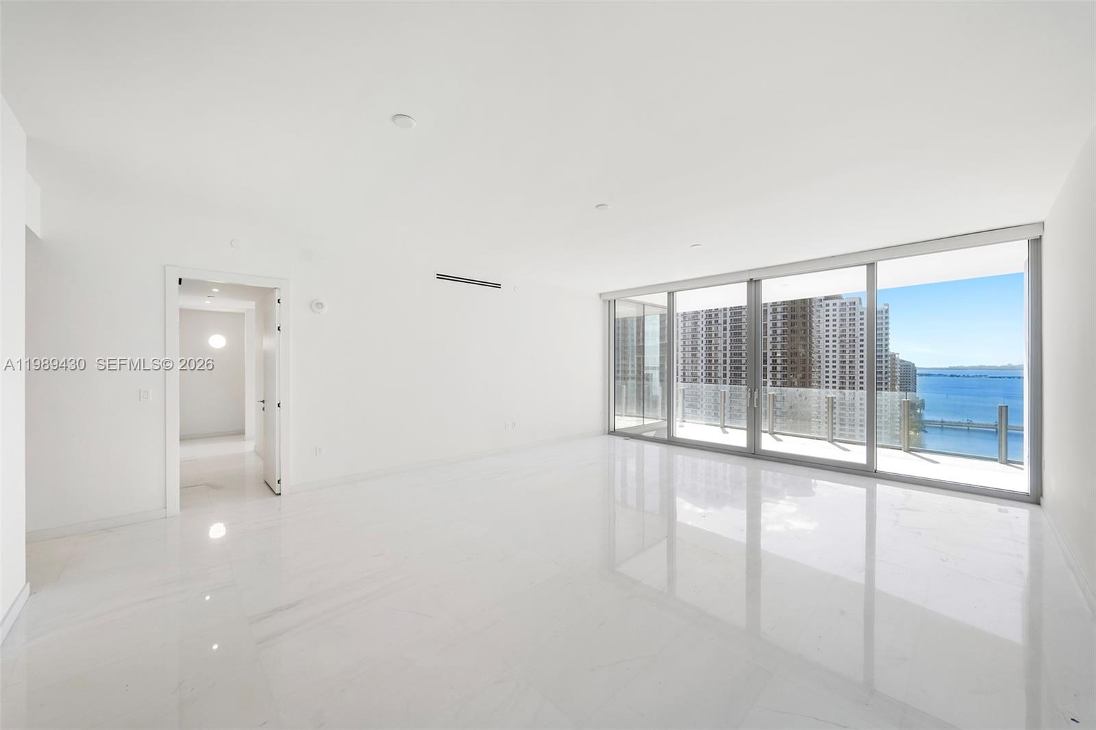 300 Biscayne Blvd Way #1904C Miami, FL 33131