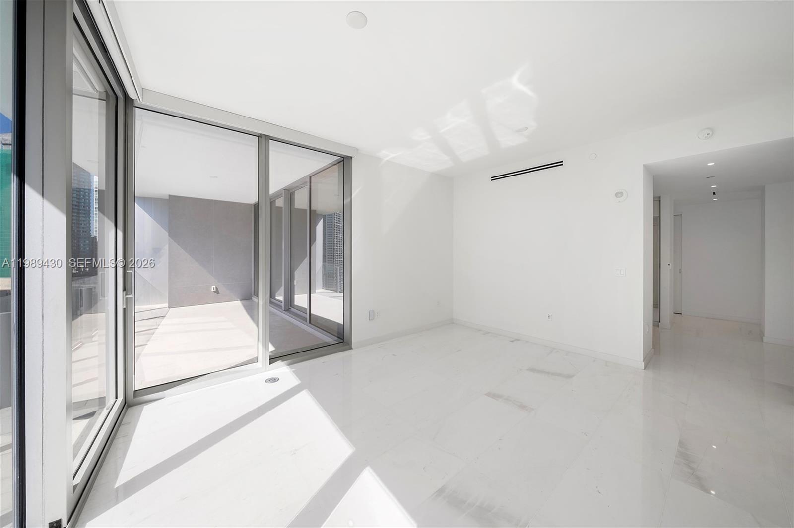 300 Biscayne Blvd Way #1904C Miami, FL 33131