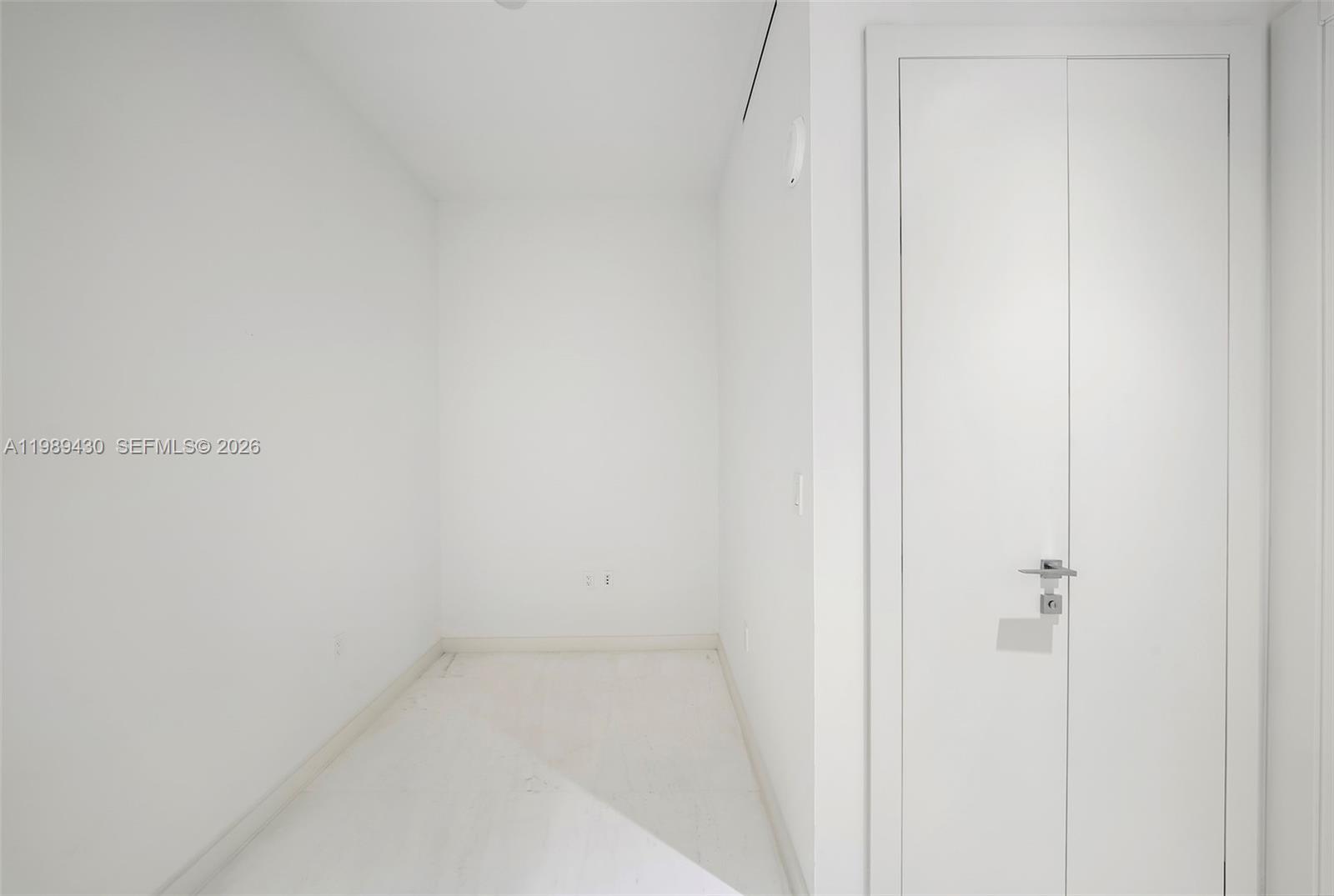 300 Biscayne Blvd Way #1904C Miami, FL 33131