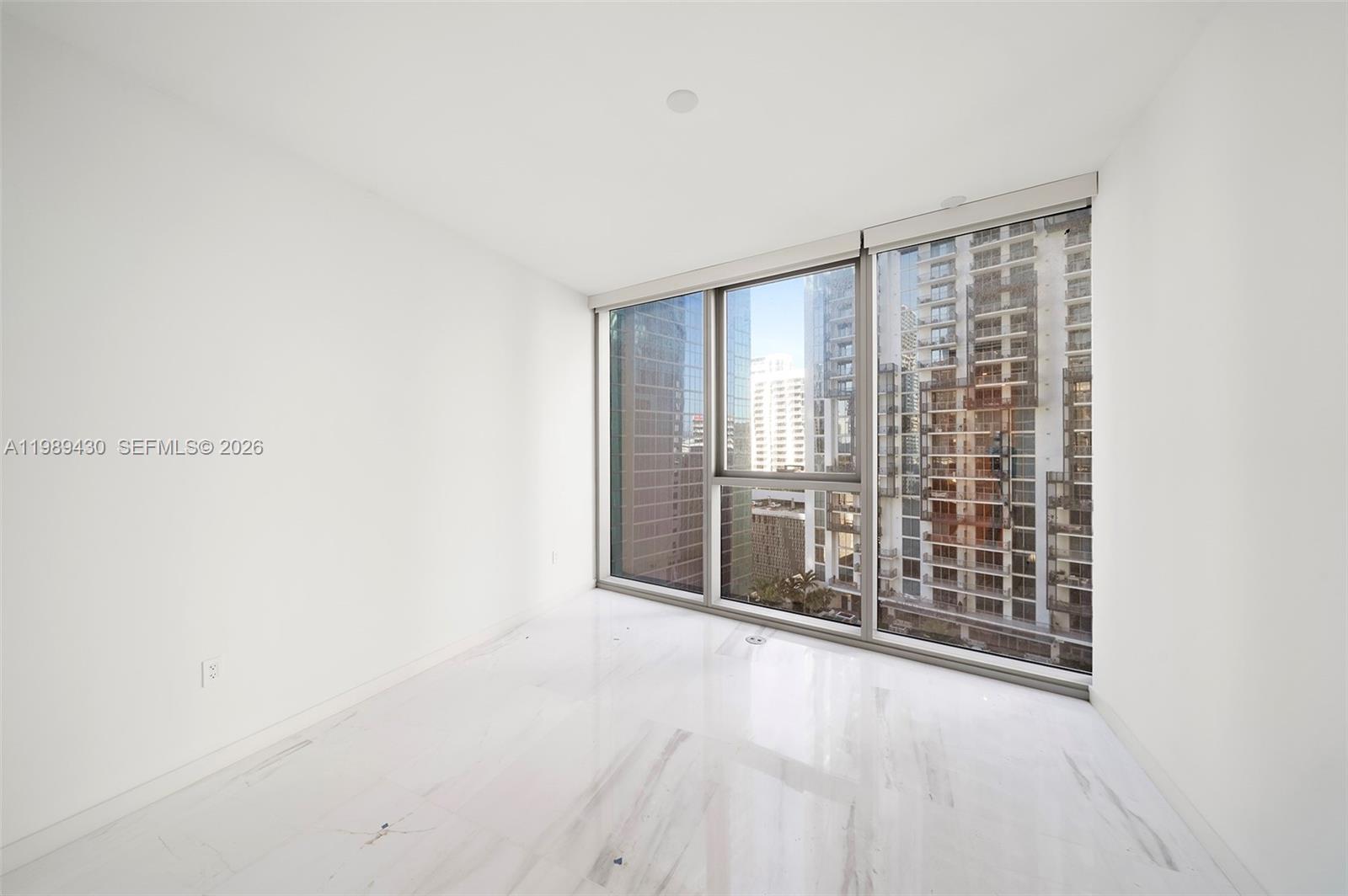 300 Biscayne Blvd Way #1904C Miami, FL 33131