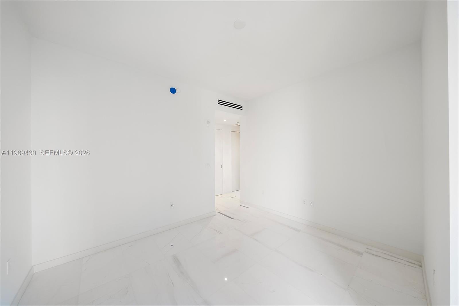 300 Biscayne Blvd Way #1904C Miami, FL 33131