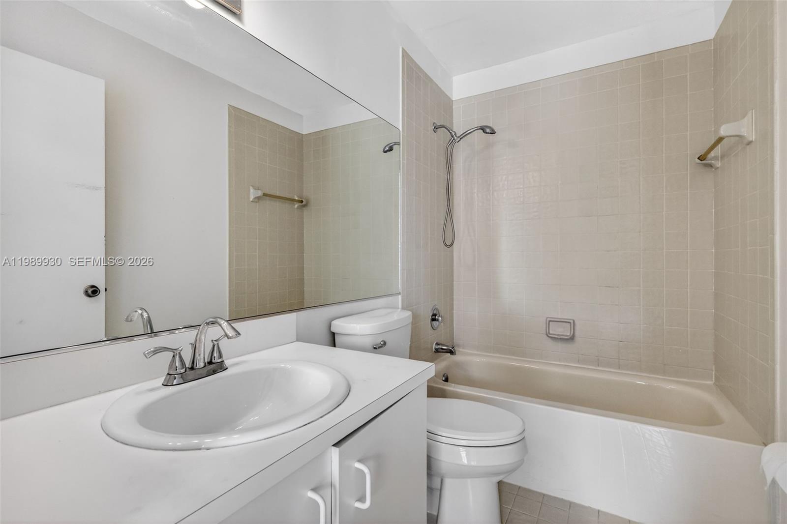 6802 NW 166th Ter #602 Miami Lakes, FL 33014