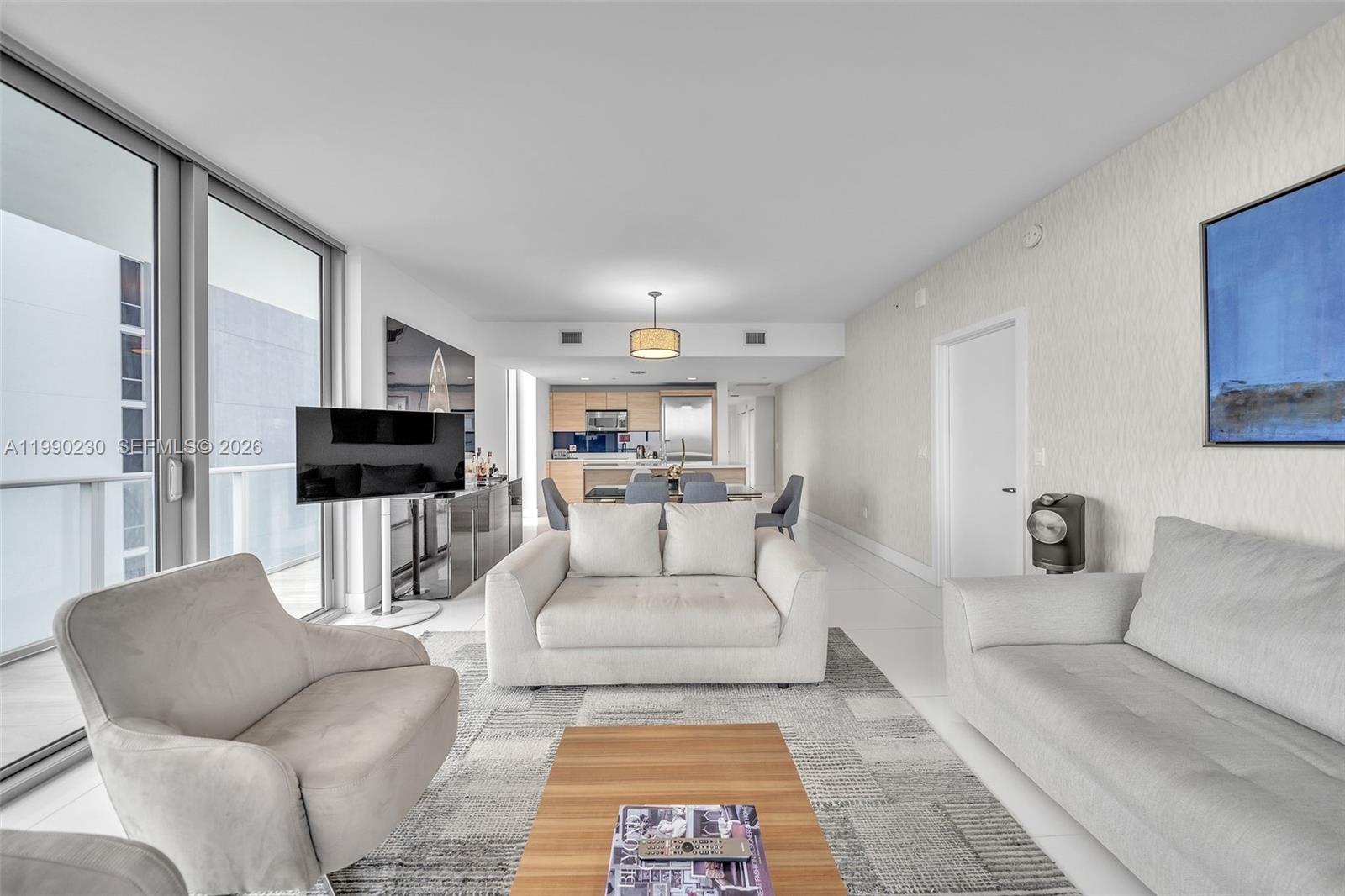 16385 Biscayne Blvd #2707 North Miami Beach, FL 33160