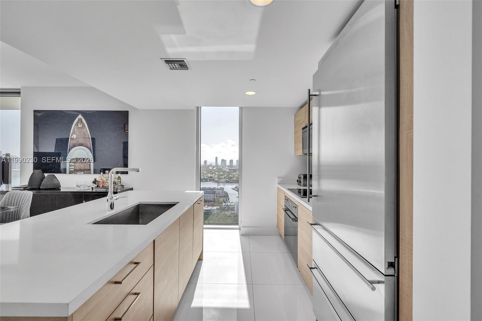 16385 Biscayne Blvd #2707 North Miami Beach, FL 33160