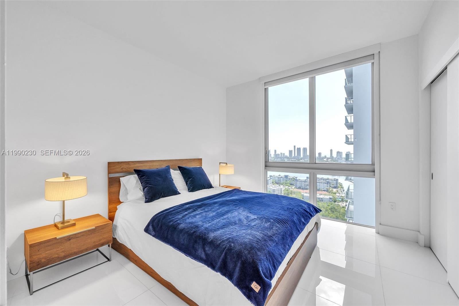 16385 Biscayne Blvd #2707 North Miami Beach, FL 33160