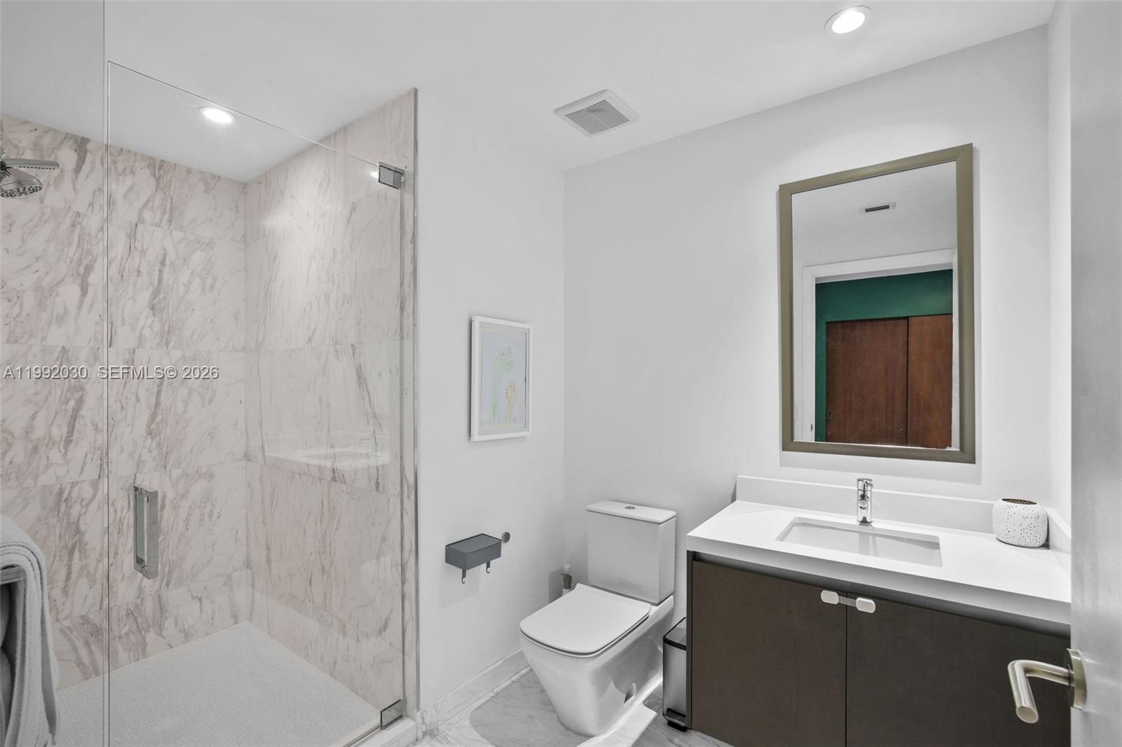 851 NE 1st Ave #3211 Miami, FL 33132