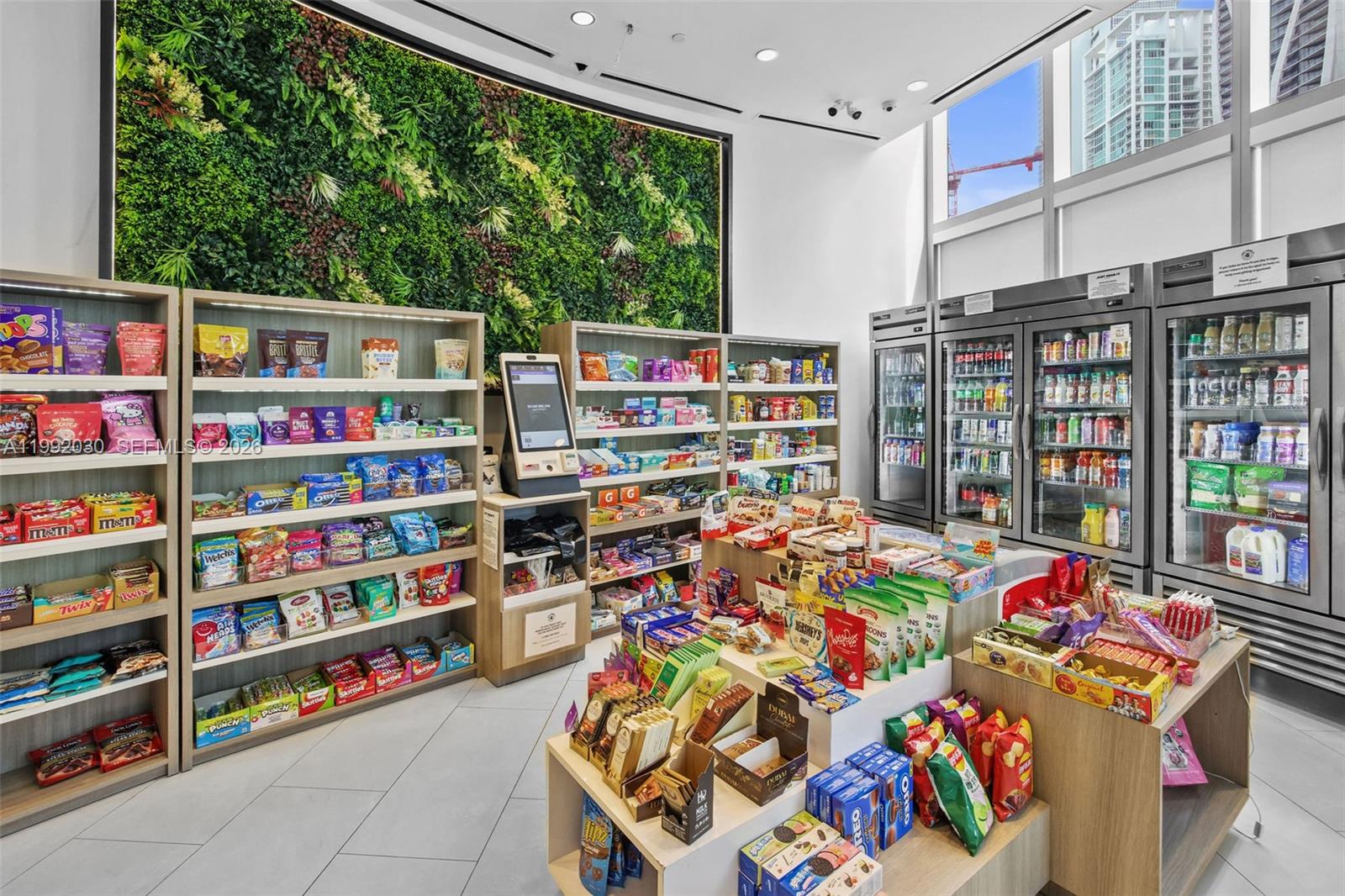 851 NE 1st Ave #3211 Miami, FL 33132