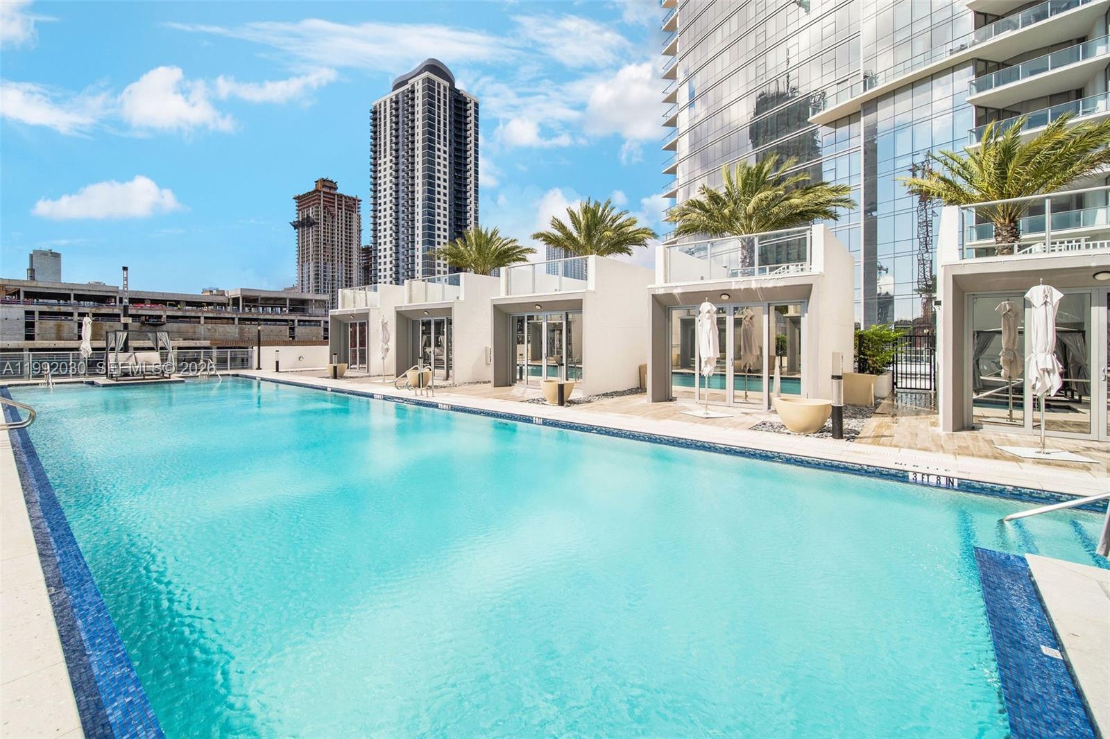 851 NE 1st Ave #3211 Miami, FL 33132