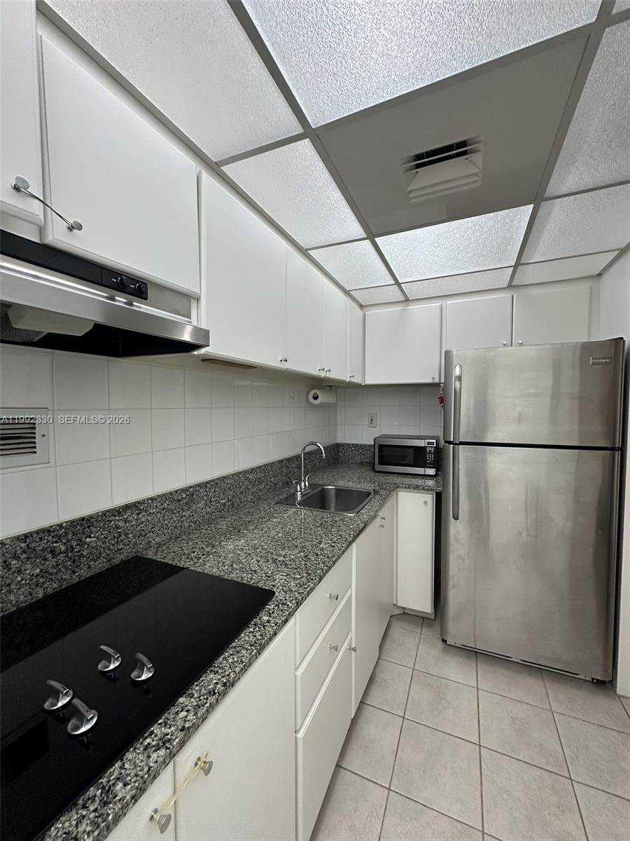 image Mirador 1000 (South Tower)10